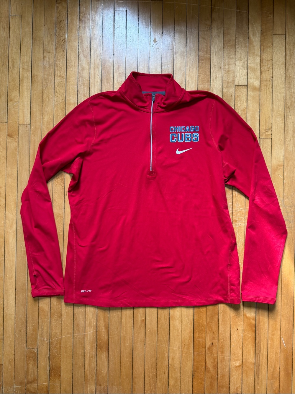 Nike DRI-FIT Chicago Cubs Swoosh Red SweatShirt Top Quarter Zip Women Sz. XL